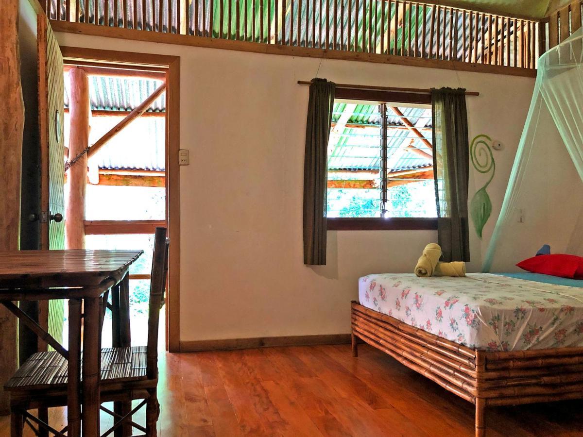 Cascada Verde Hostel Увита Экстерьер фото